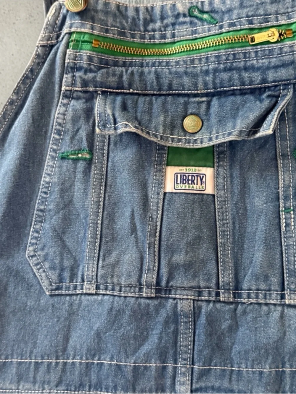 Liberty Overalls 38x34 Denim Bib Distressed Faded Workwear Carpenter - Picture 4 of 10